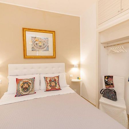 Bed And Breakfast Dionisio Taormina Eksteriør billede