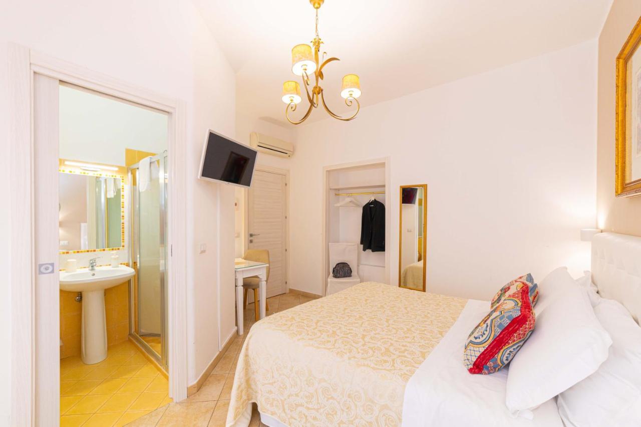 Bed And Breakfast Dionisio Taormina Eksteriør billede
