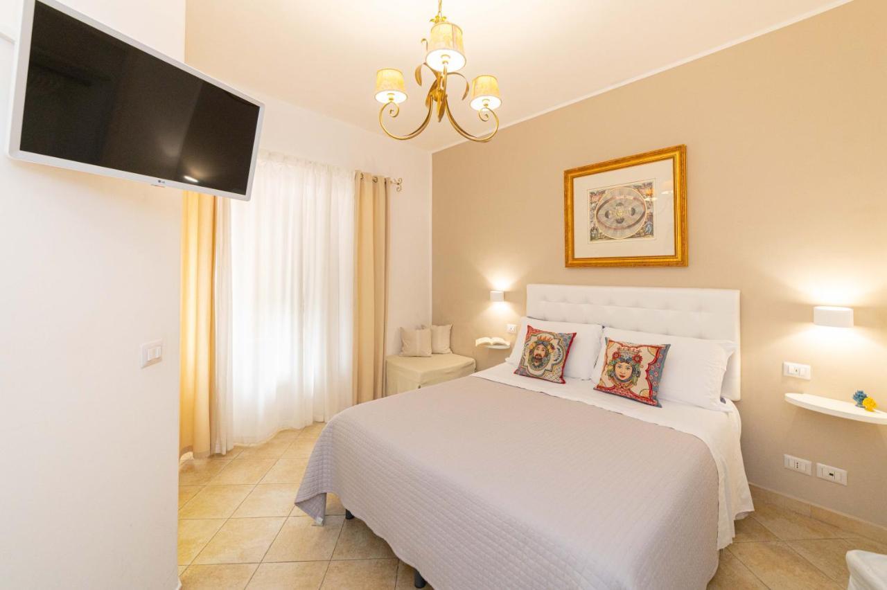 Bed And Breakfast Dionisio Taormina Eksteriør billede
