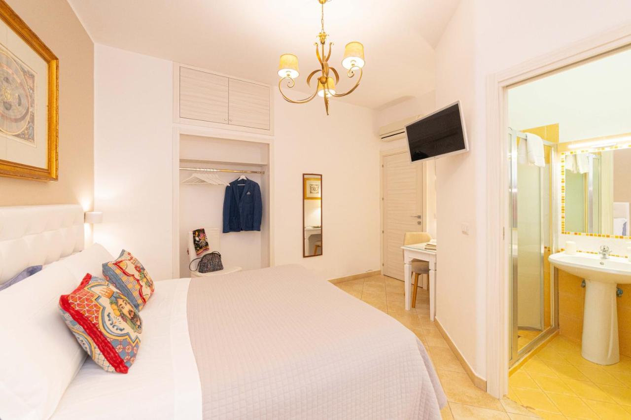 Bed And Breakfast Dionisio Taormina Eksteriør billede
