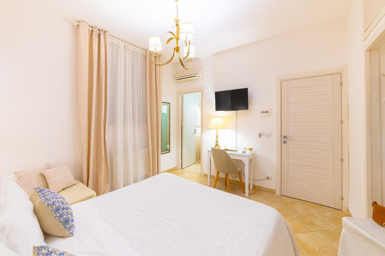 Bed And Breakfast Dionisio Taormina Eksteriør billede
