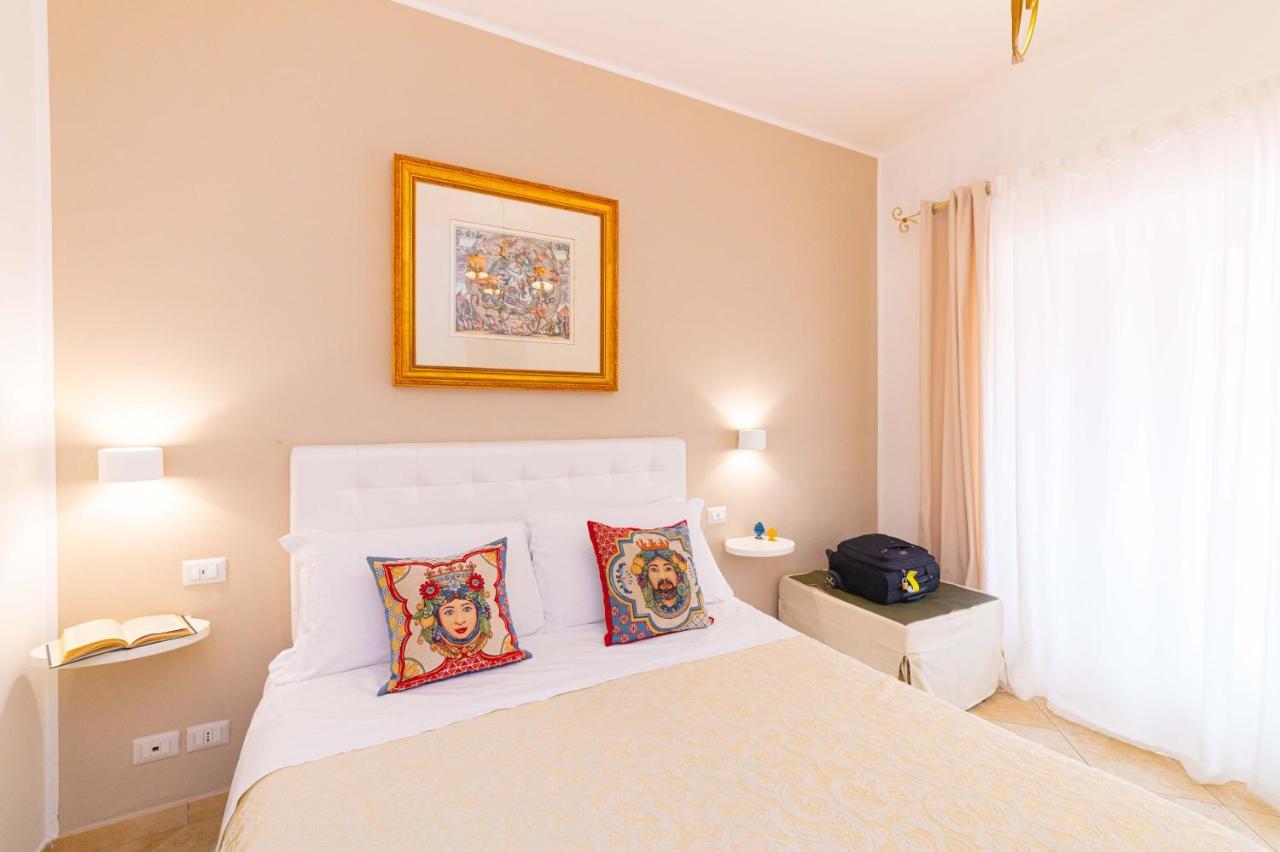 Bed And Breakfast Dionisio Taormina Eksteriør billede