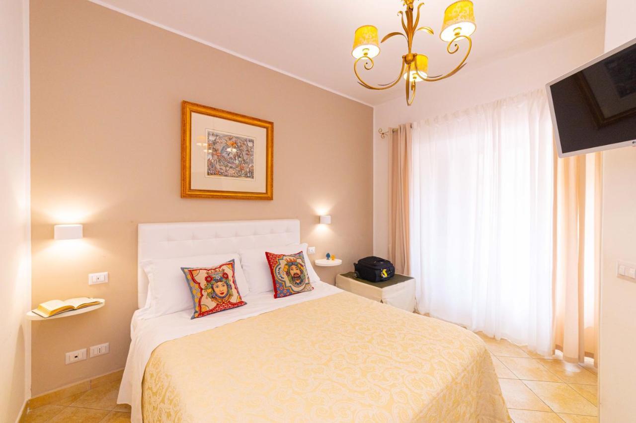 Bed And Breakfast Dionisio Taormina Eksteriør billede