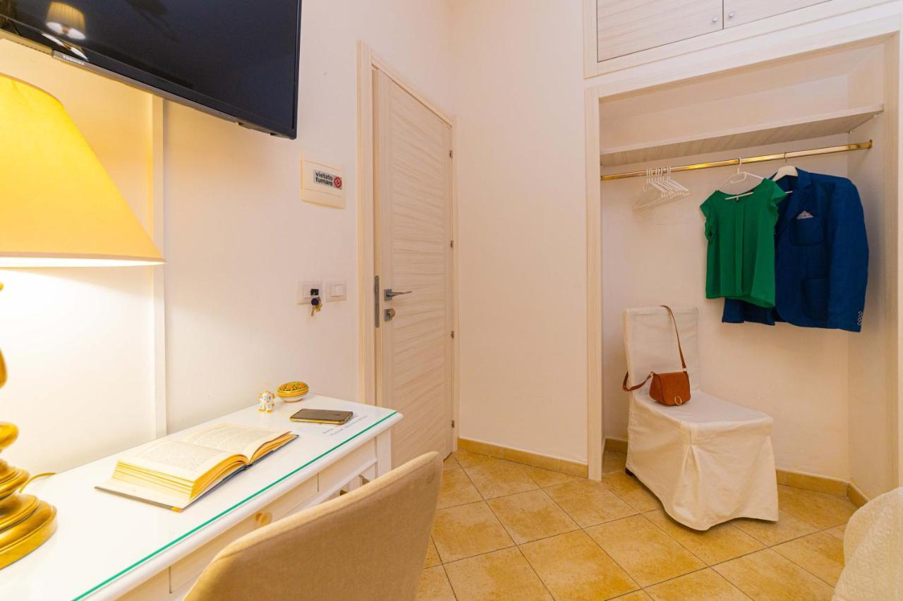 Bed And Breakfast Dionisio Taormina Eksteriør billede