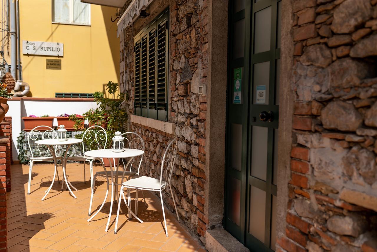 Bed And Breakfast Dionisio Taormina Eksteriør billede