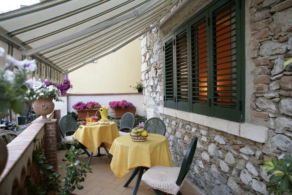 Bed And Breakfast Dionisio Taormina Eksteriør billede